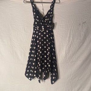 Pura Vida black & white strappy dress w/handkerchief hem & rosette @ waist SizeS